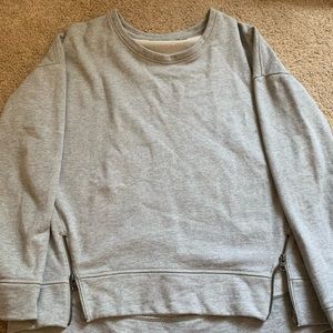 Grey crew neck sweatshirt
